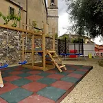 Hébergement de vacances Casa Con Mini Piscina, Giardino E Area Giochi Per Bambini