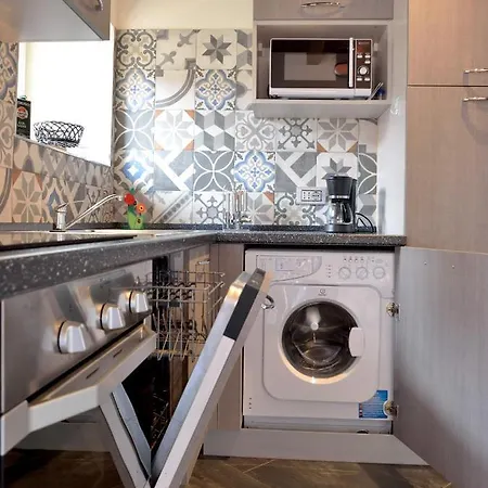 Vakantiehuis Casa Con Mini Piscina, Giardino E Area Giochi Per Bambini *