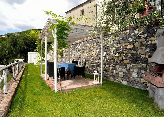 Сasa de vacaciones Casa Con Mini Piscina, Giardino E Area Giochi Per Bambini Diano San Pietro